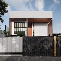 BB HOUSE